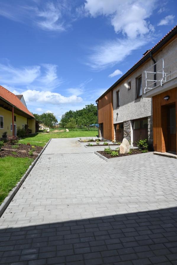 Penzion Mezi Radky Jindřichŭv Hradec Zewnętrze zdjęcie